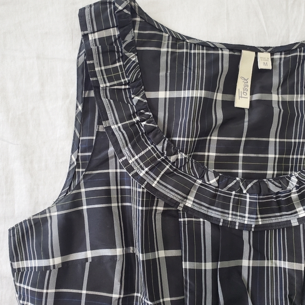 WOMEN'S Fossil Silk Top Shirt Sz M Scoop Neck Ruffle Detail Side Zip - Picture 3 of 12